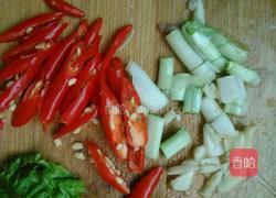 青菜木耳炒肉的做法图解3