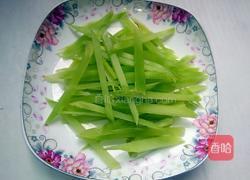 莴笋炒肉丝的做法图解2
