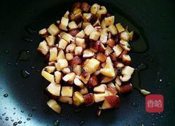 香菇丁炒菠菜的做法图解4