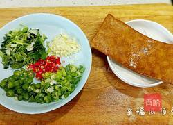 凉拌豆腐干的做法图解1