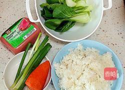 鱼丸咸泡饭的做法图解1