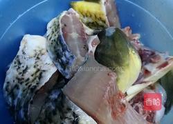 杂锅鱼的做法图解1