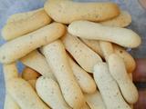 宝宝辅食坚果手指饼干的做法[图]