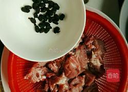 豆豉蒸排骨的做法图解1