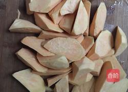 红薯粥的做法图解1