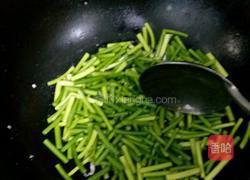 蒜苔炒肉丝的做法图解6