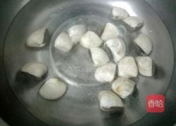 车螺芥菜汤的做法图解2