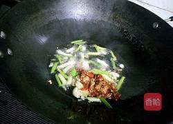 泡菜炒魔芋的做法图解4