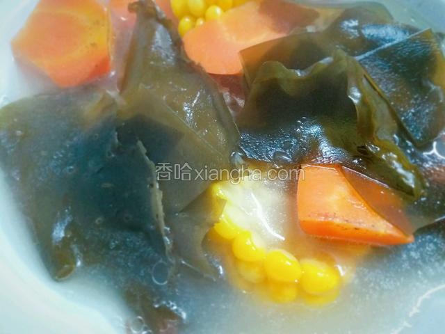 加盐调味即可。