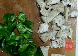 尖椒肥肠的做法图解2