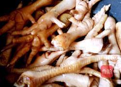 卤香凤爪的做法图解1