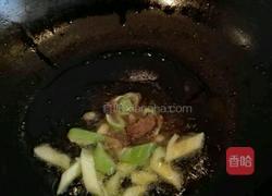 芹菜炒鸡蛋的做法图解5