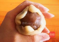 蛋黄白莲蓉月饼的做法图解7