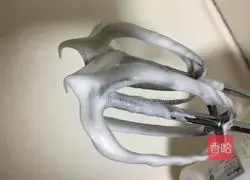 Illustration of how to make wavy cake rolls 6