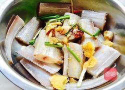 干煎椒盐带鱼的做法图解3