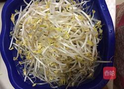 醋溜绿豆芽的做法图解1