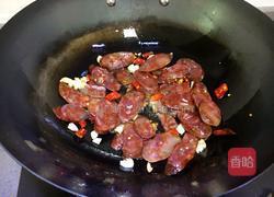 腊肠炒荷兰豆的做法图解6