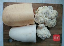 萝卜莲藕肉丸子的做法图解1