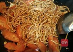 酸辣牛肉面的做法图解1