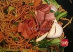 酸辣牛肉面的做法图解3