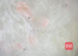 萝卜粉丝籽虾汤的做法图解4