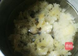 薏米花生银耳羹的做法图解4