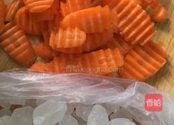 胡萝卜果脯的做法图解3