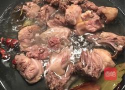 板栗焖鸭的做法图解5