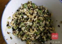 芹菜鸡蛋木耳饺子的做法图解9