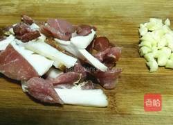腊肉炒菜苔的做法图解3
