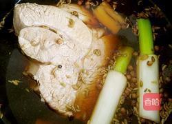 电饭煲酱肘子的做法图解7