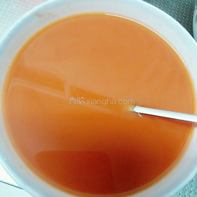 加清水150克搅匀