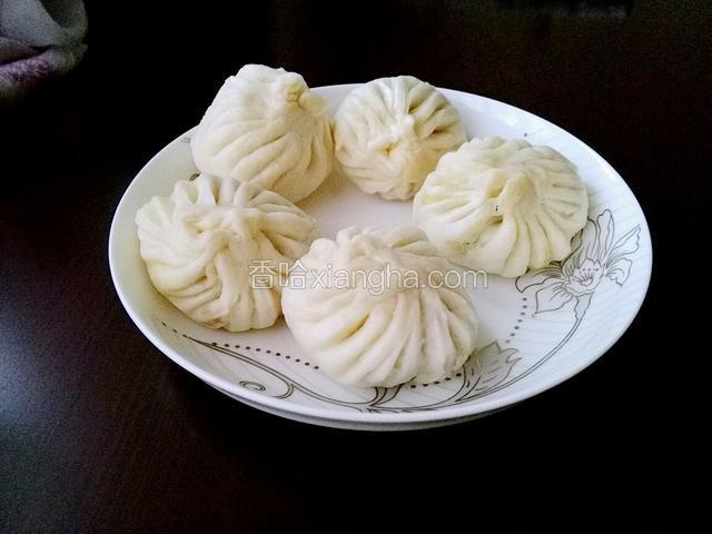 荸荠虾仁猪肉包子