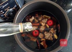 炖牛腩的做法图解3