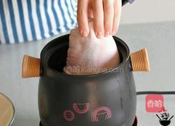 酱焖肘子的做法图解1
