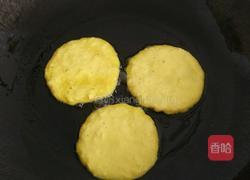 香甜嫩玉米饼的做法图解8