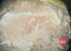 大米小餐包的做法图解1