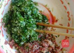牛肉芹菜煎饺的做法图解4
