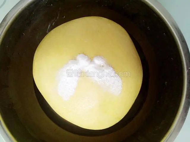 用小苏打再次搓洗一遍，用清水冲洗干净！
