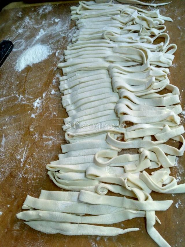 把最上面的一层依次掀过来。