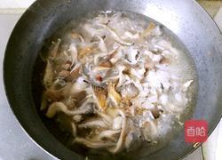 蘑菇炒粉条的做法图解5