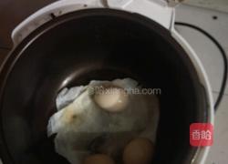 电饭煲鸡蛋的做法图解3