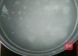 鱼片瘦肉粥的做法图解3