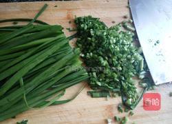 韭菜猪肉饺子馅的做法图解4