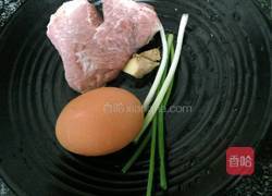 肉末鸡蛋羹的做法图解1
