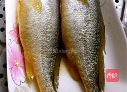 清蒸原汁原味黄花鱼的做法图解5