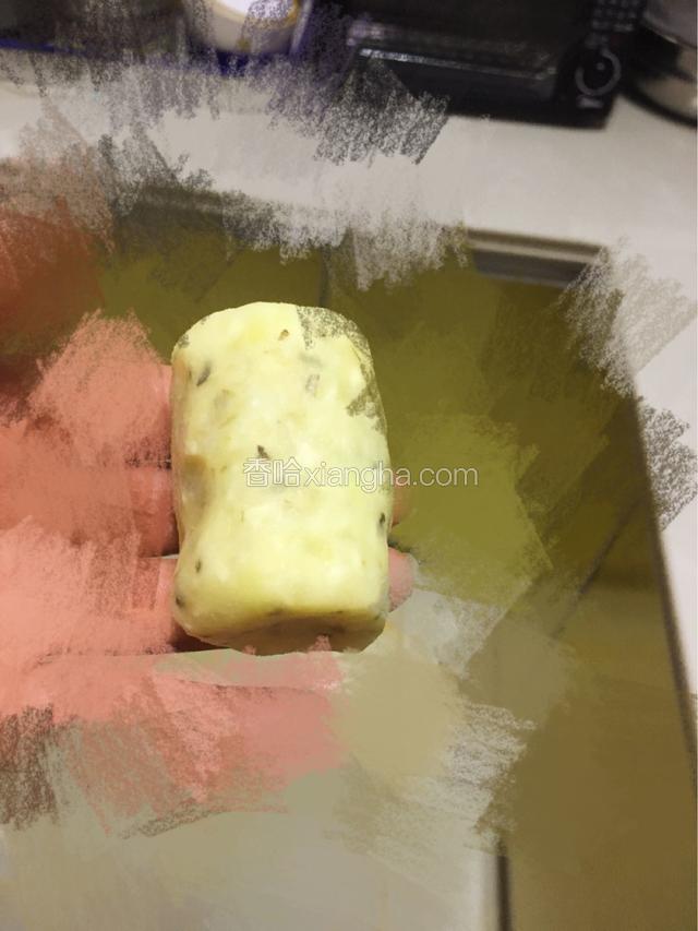 最后调整团成这样的形状。