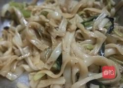 芹菜葱花瘦肉炒河粉的做法图解6