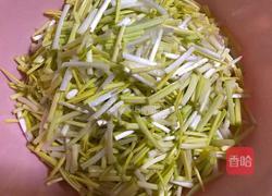 蒜黄炒肉丝的做法图解6