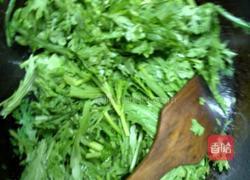 茼蒿炒蛋的做法图解8